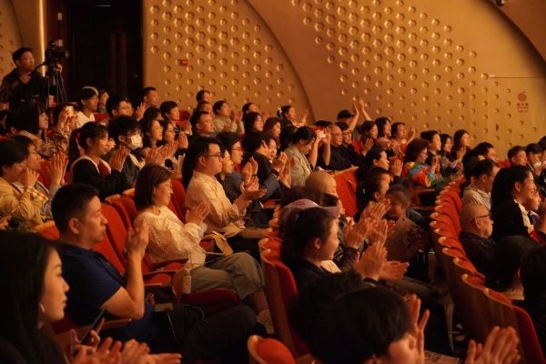 /storage/EEAC9E3B43B2F0E6265E3AB81A9EE8E3